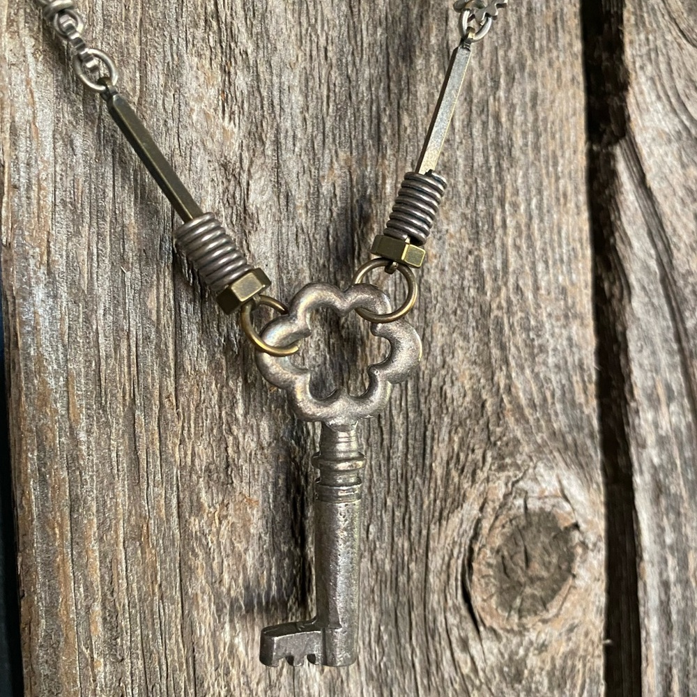 Steampunk Key Necklace with Gear Chain